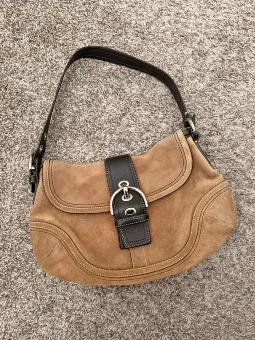 Authentic Vintage Coach Soho Shoulder Bag Style F10918 Tan Suede